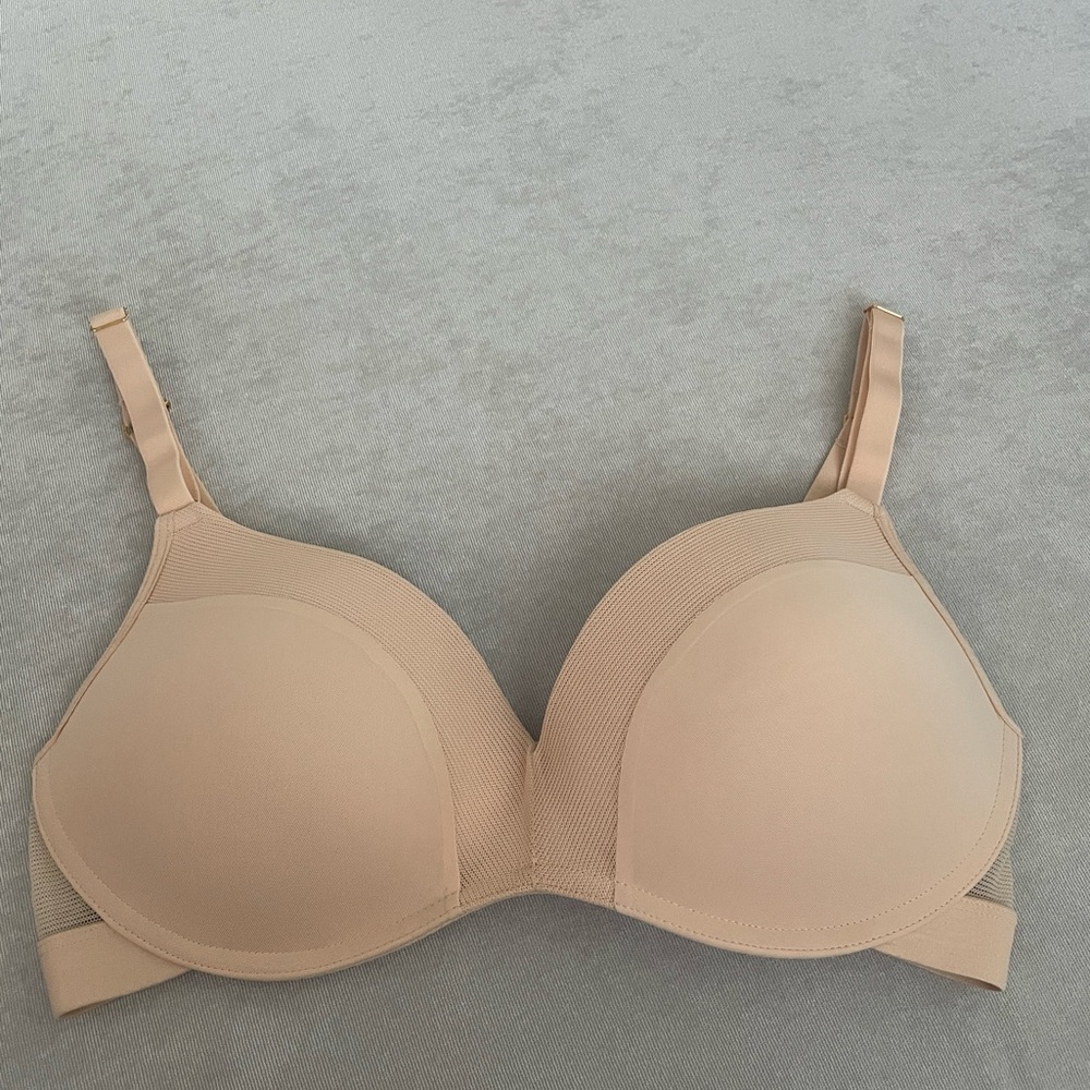 Lively Nude Bra - Like New